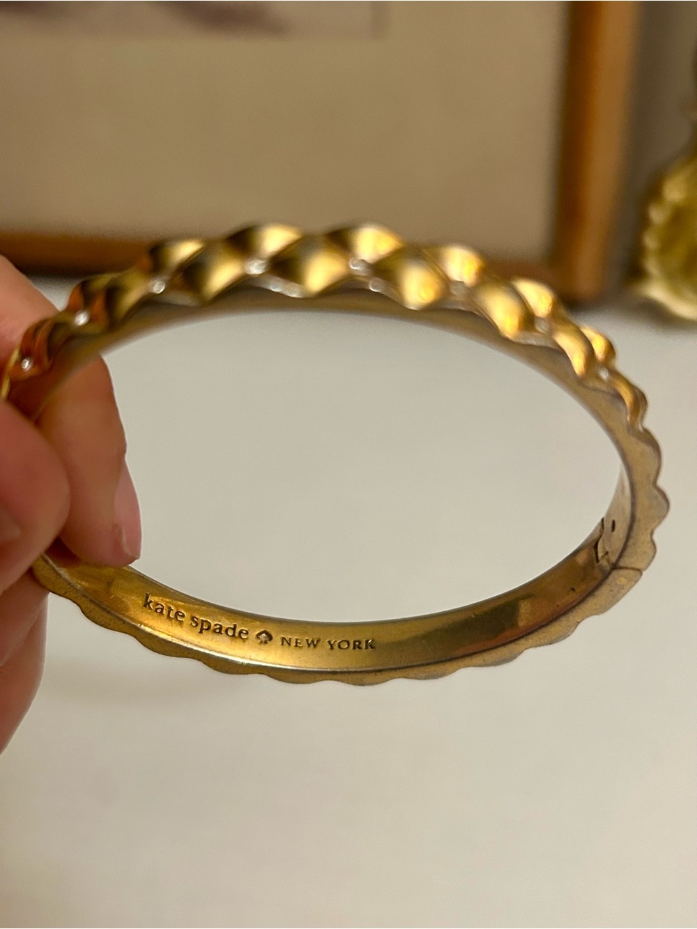 ♠️ Kate Spade ♠️ Gold Toned Bangle Bracelet